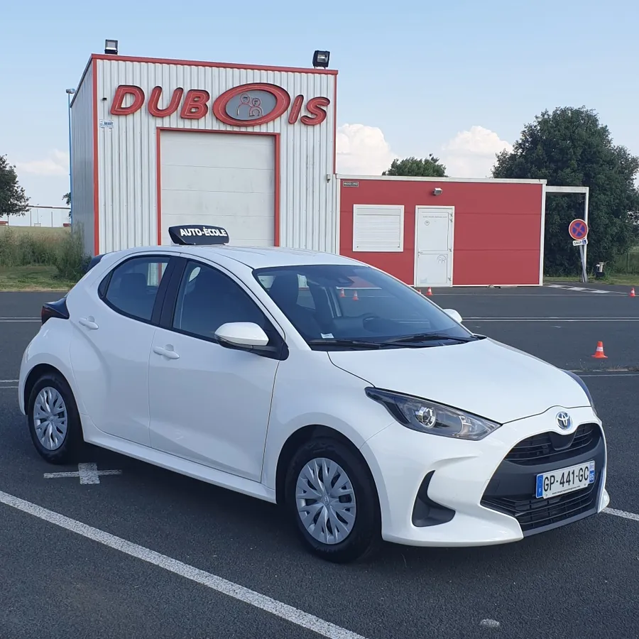 Toyota Yaris blanche